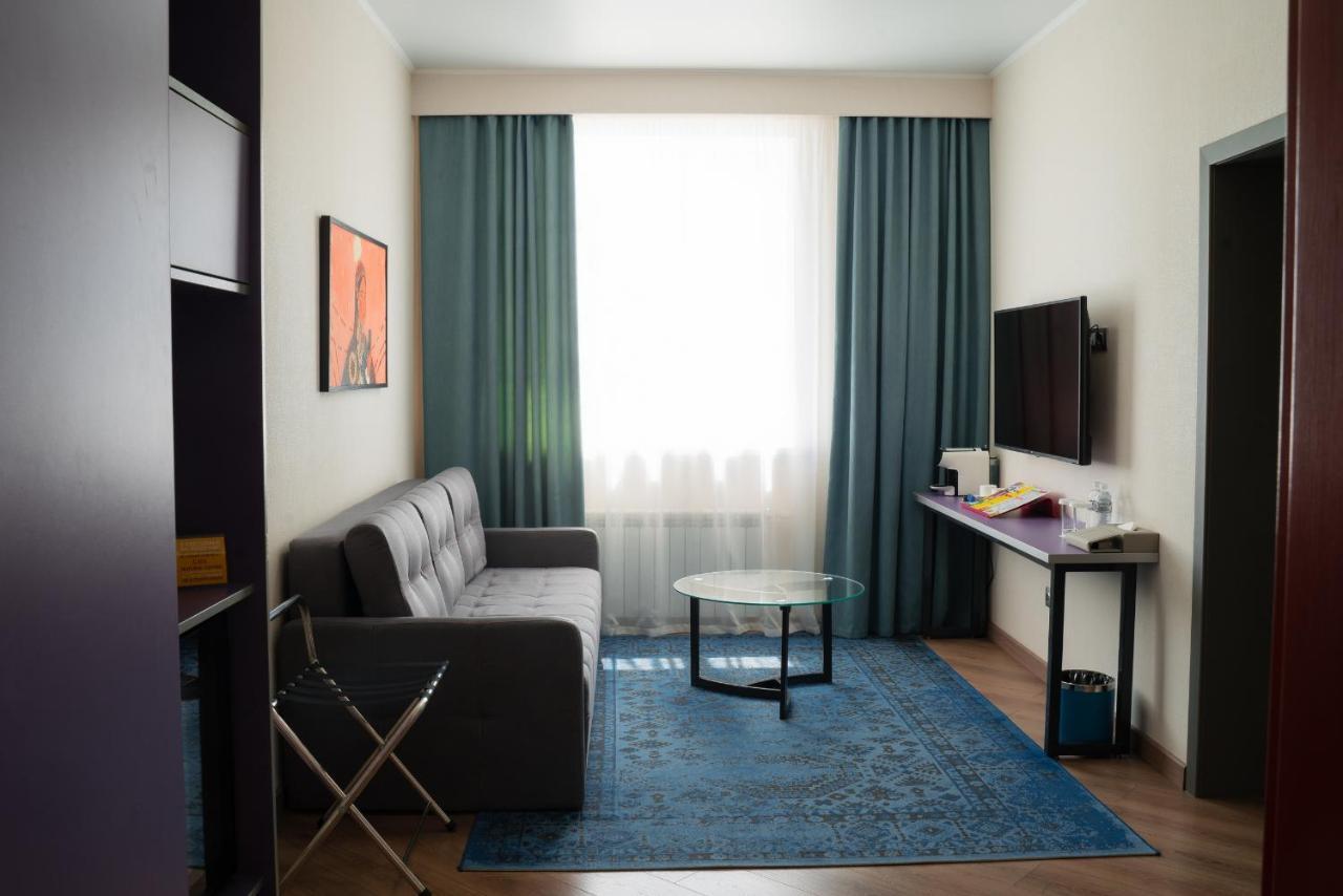 City Hotel 쉼켄트 외부 사진