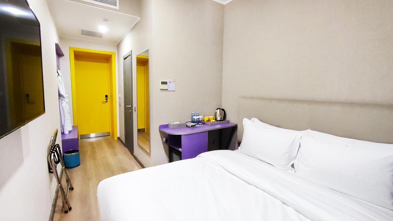 City Hotel 쉼켄트 외부 사진