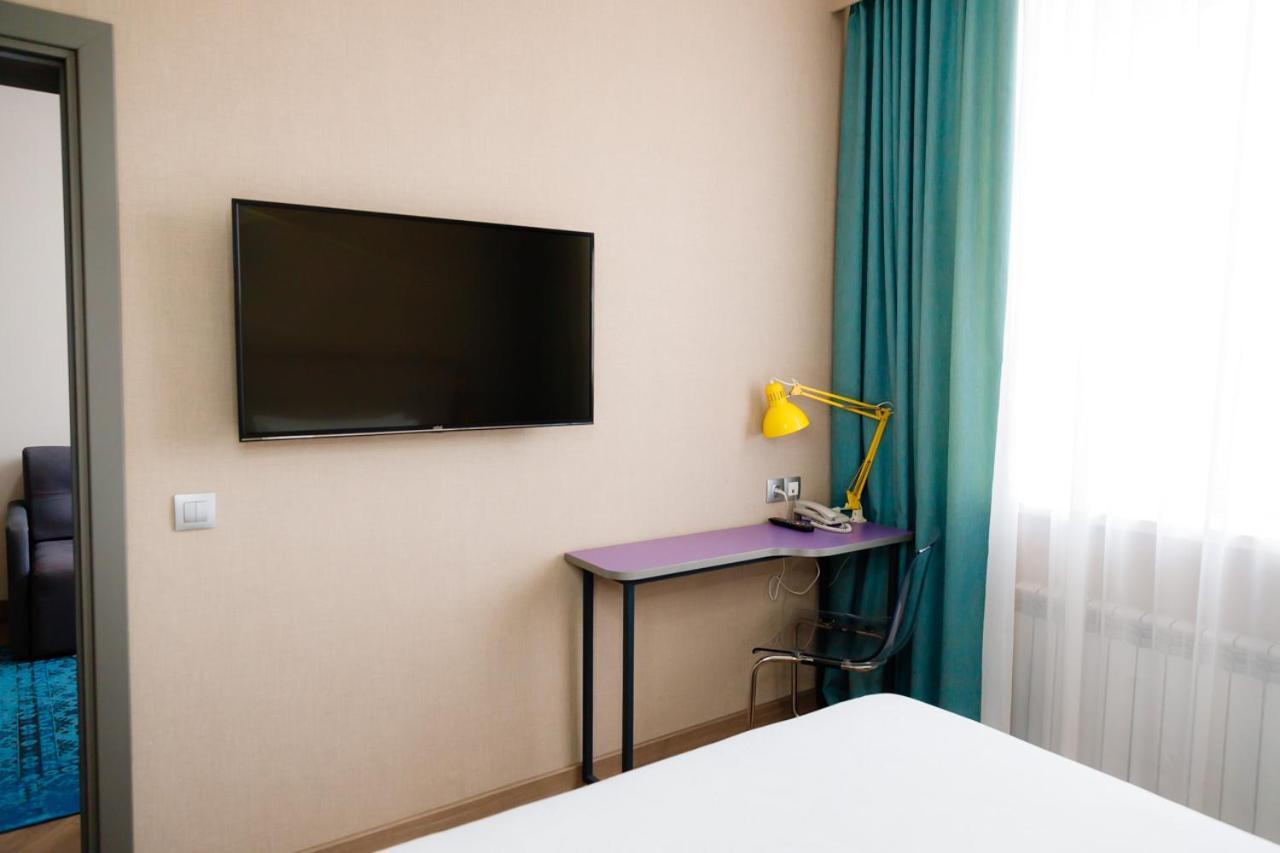 City Hotel 쉼켄트 외부 사진